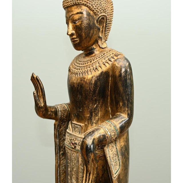 1950s Vintage Carved Burmese Buddha Statue in Giltwood, 1950s For Sale - Image 5 of 11