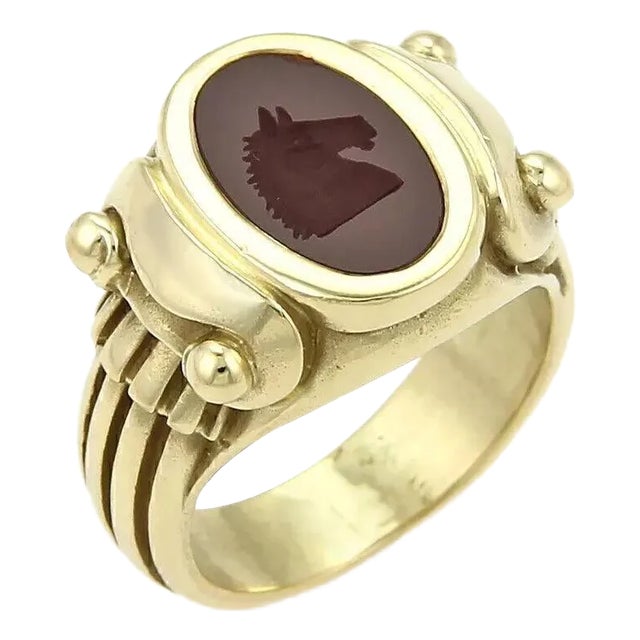Kieselstein-Cord Horse Gem Intaglio 18k Yellow Gold Signet Ring, Size 6 For Sale