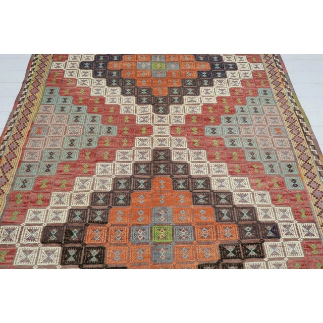 Traditional 1960s Vintage Turkish Handmade Kilim Rug - 72"x120" For Sale - Image 3 of 12