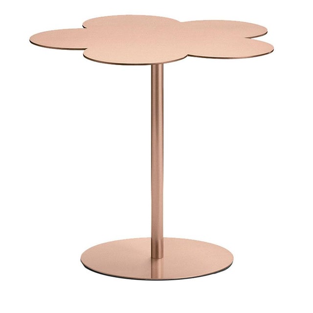 Made entirely of stainless steel using traditional methods and combining this rigorous material with a playful silhouette...