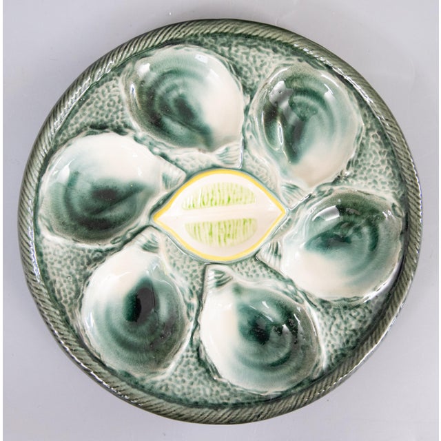 Early 20th Century Antique French Saint Clément Majolica Green & Yellow Lemon Wedge Oyster Plate For Sale - Image 5 of 5