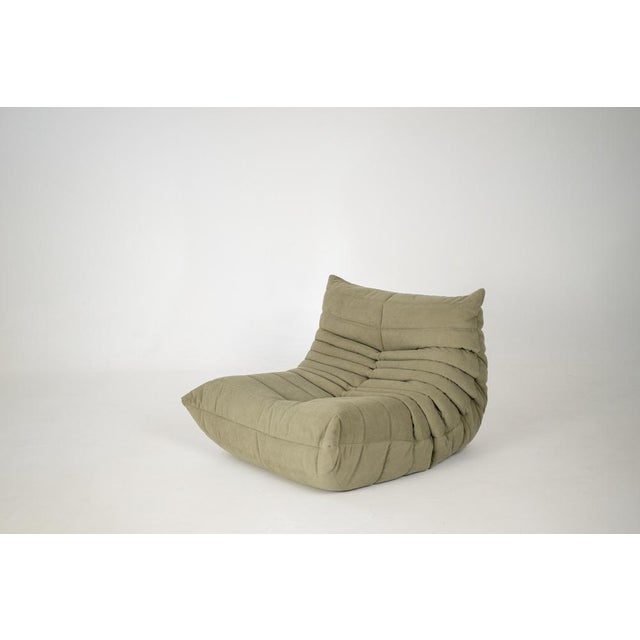 Togo Lounge Chair and Sand Corduroy by Michel Ducaroy for Ligne Roset, 1973, Set of 2 For Sale - Image 11 of 18