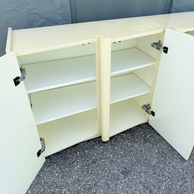 1980s Postmodern Cream Woodgrain Finished Sawtooth Wave Credenza For Sale - Image 5 of 12