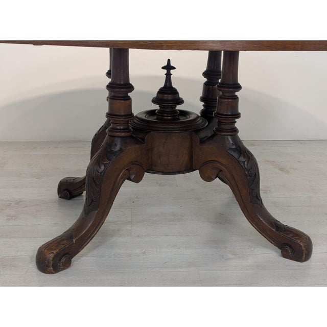 Antique Oval Coffee Table in Mahogany with Marquetry For Sale - Image 3 of 15