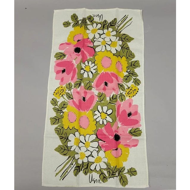 Mid-Century Modern Vintage Vera Pink, Green and Yellow Floral Linen Tea Towel For Sale - Image 3 of 4