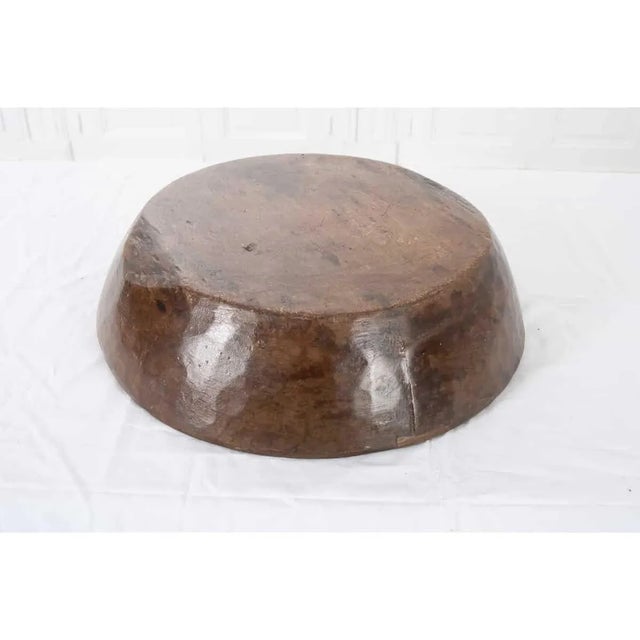 English English 19th Century Hand-Carved Wood Bowl For Sale - Image 3 of 5