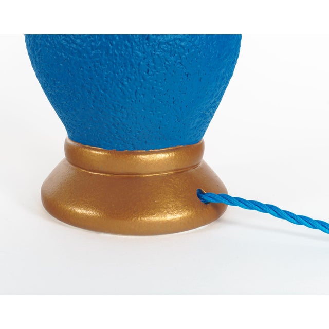 Mid-Century Modern British Blue and Bronze Gilt Chalkware Table Lamp, 1960s For Sale - Image 4 of 5