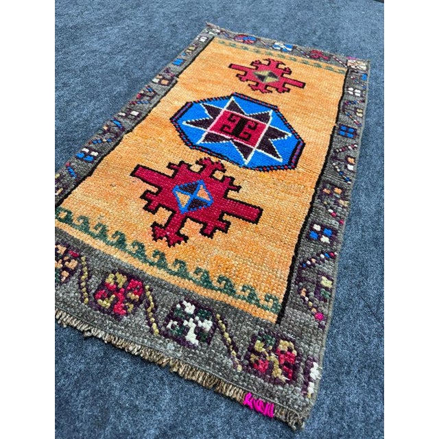 Early 21st Century Turkish Yastik Rug 1'7" x 2'10" For Sale - Image 5 of 5
