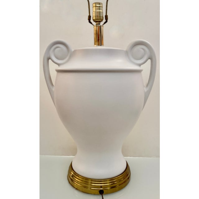 Dorothy Draper Large Neoclassical Style Urn-Form Table Lamp From 80's, After Dorothy Draper. For Sale - Image 4 of 9