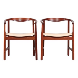 Model PP 203 Armchairs in Mahogany by Hans J. Wegner for PP Møbler, 1970s, Set of 2 For Sale