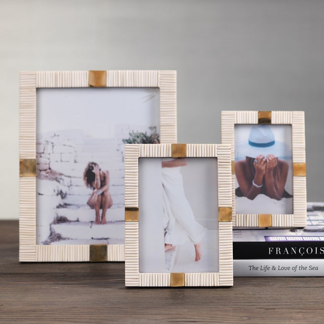 Maha Brass Trim Photo Frame- 4" x 6"