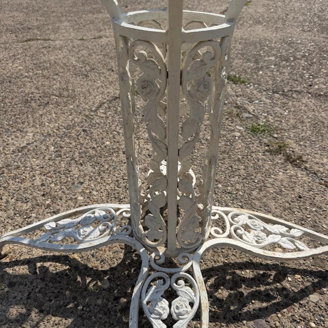 Vintage Russell Woodard Orleans Wrought Iron Pedestal Base Patio Dining Table For Sale - Image 10 of 16