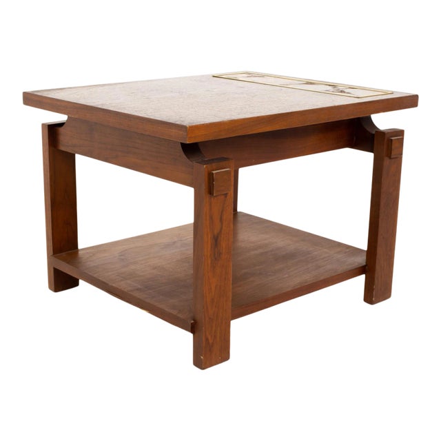 Lane Mid Century Walnut and Live Edge Side End Table For Sale