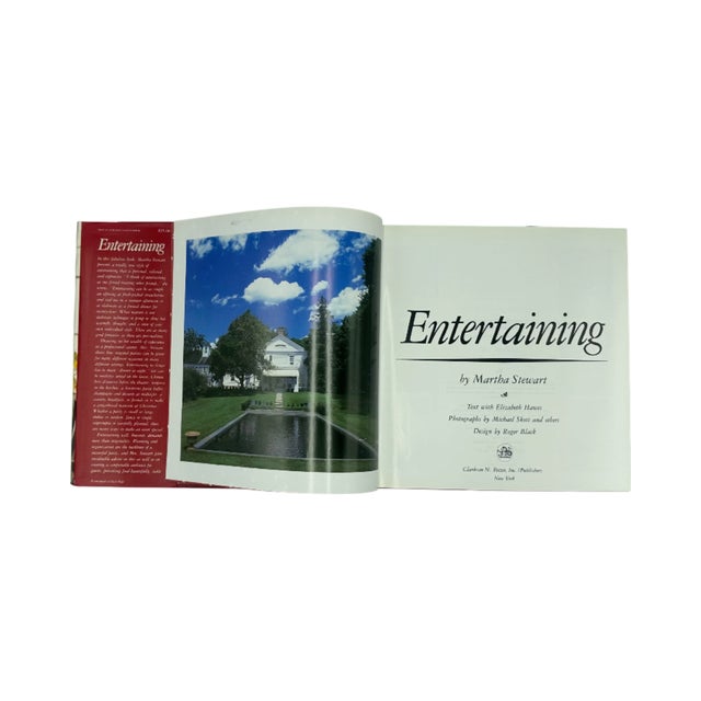 Entertaining by Martha Stewart 1982 Hardcover Book Cookbook For Sale - Image 4 of 12