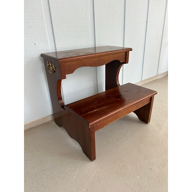 Late 20th Century 1980s Solid Wood Step Stool W/ Brass Handles-Georgian Style Bed/Library Step Stool-Cherry/Mahogany Finish-Display Shelves-Tiered Plant Stand For Sale - Image 5 of 12