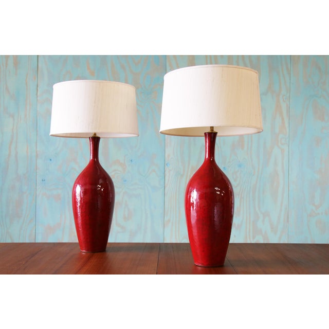 1960s Monumental Vintage Designer Italian Style Red Ceramic Table Lamps - A Pair For Sale - Image 4 of 12
