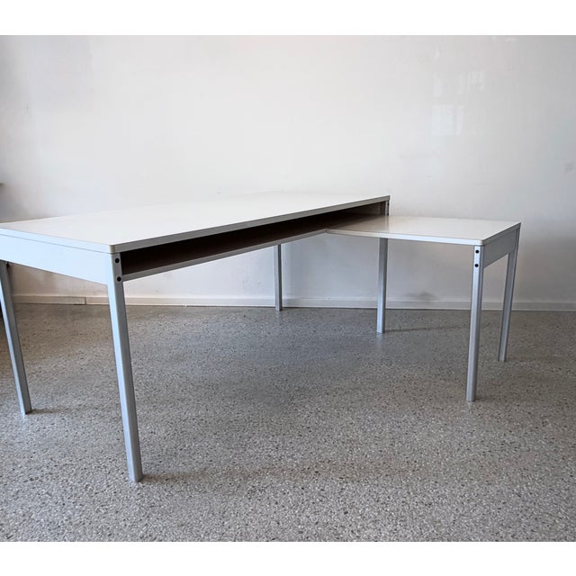 Desk Set * Design by Dieter Rams (* 1932) * for Vitsoe * ​​from the Vitsoe 570 series * circa 1980 * The Vitsoe 570 series...