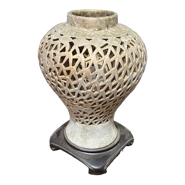 Vintage Cream Colored Ceramic Abstract Lamp For Sale