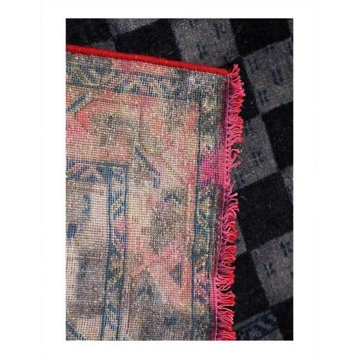 Offered is a gorgeous handmade OD area rug. The luxurious hand-knotted pile is made from very fine lamb's wool and...