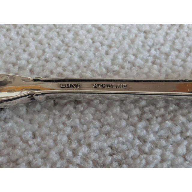 Silver 1940s Lunt "American Victorian" Sterling Silver Sugar Tongs For Sale - Image 8 of 11