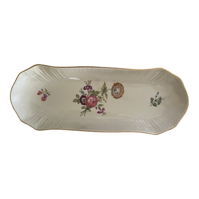 Vintage Hand-Painted Porcelain Frijsenborg Celeriac Dish No 1867 From Royal Copenhagen For Sale