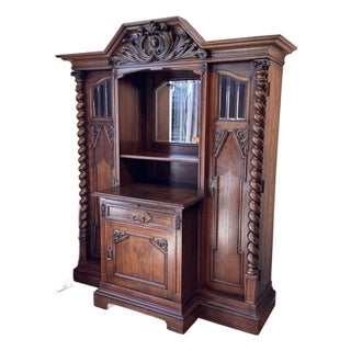 French Henry II Style Oak Hunt Cabinet, 19th Century For Sale