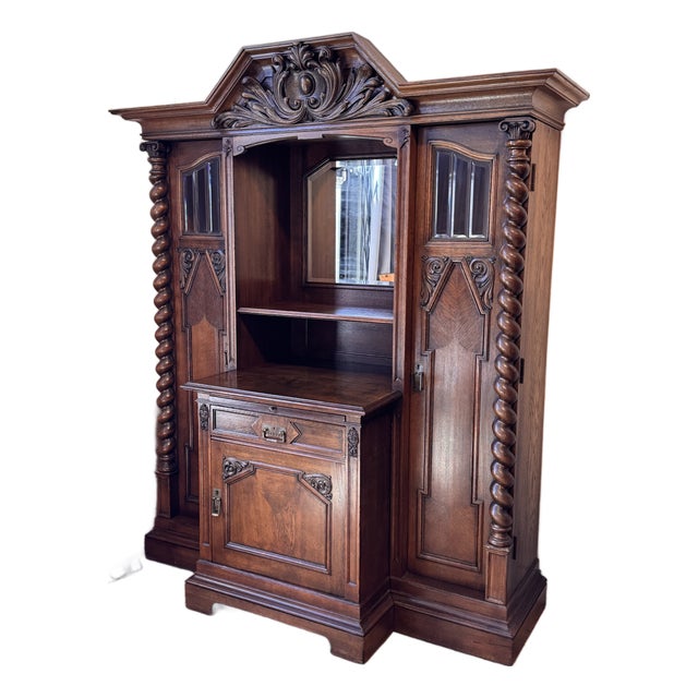 French Henry II Style Oak Hunt Cabinet, 19th Century For Sale