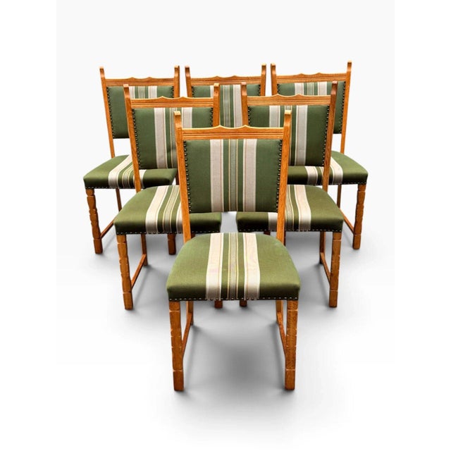 Henning Kjaernulf Set of Six Danish Oak Dining Chairs by Henning Kjærnulf For Sale - Image 4 of 16