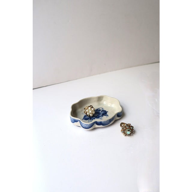 Blue and White Jewelry Dish For Sale - Image 9 of 10