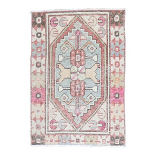 Vintage Pink Turkish Rug - 2'7" x 3'7" For Sale