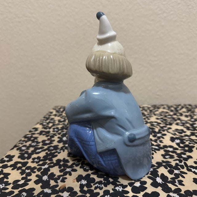 Traditional Vintage Porcelana De Cuernavaca Hand-Painted Porcelain "Pensive Clown" Figurine, Mexico For Sale - Image 3 of 8
