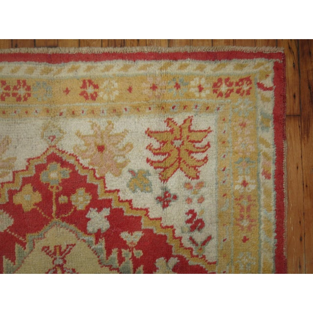 Early 20th century authentic Oushak square scatter rug Measures: 4' x 4'6'' Oushak rugs are prized for their rich looks as...