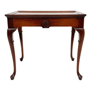 1970s Vintage Mahogany Queen Anne Shell Carved Tea Table With Pull Out Wings For Sale