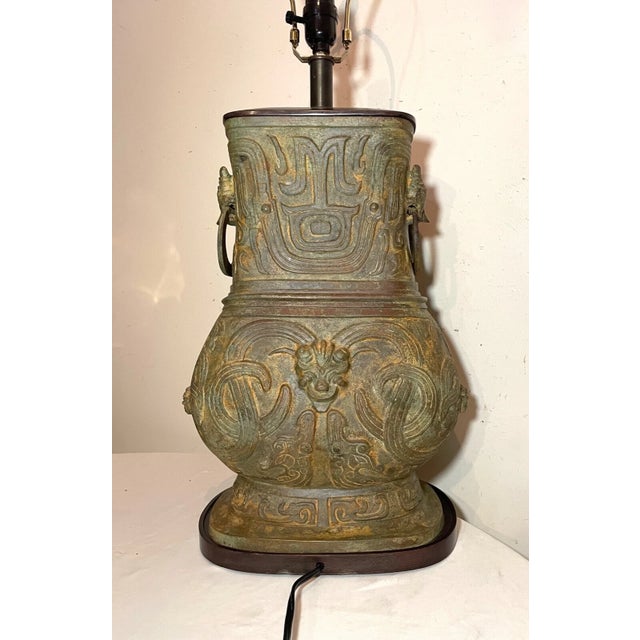 1990s Huge Lawrence & Scott Cast Bronze Wood Chinese Hu Vessel Archaic Urn Table Lamp For Sale - Image 11 of 15