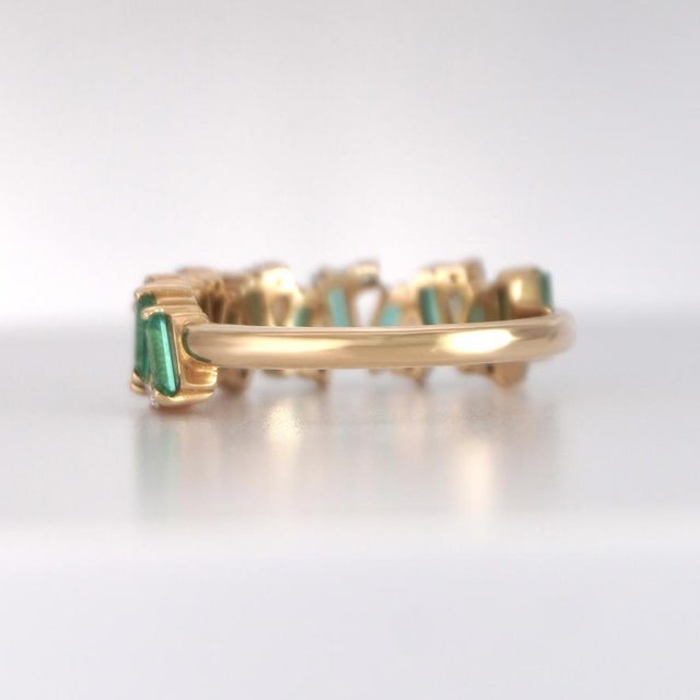 Zig Zag Yellow Gold Natural Diamond & Emerald Ring For Sale - Image 11 of 14