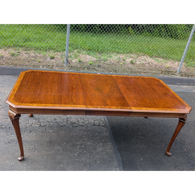 Mid 20th Century Vintage Pennsylvania House Cherry & Burlwood Dining Table 1 Leaf For Sale - Image 5 of 18
