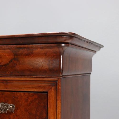 Antique Charles X Chest of 4 Drawers in Walnut and Oak, 19th Century For Sale - Image 4 of 13