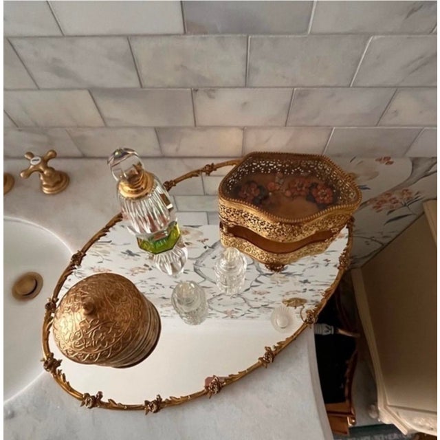 Mid-Century Modern Vintage Hollywood Regency Gold-Plated Mirrored Vanity Tray For Sale - Image 3 of 9