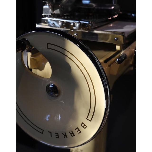Berkel H9 Slicer, 1942 For Sale - Image 3 of 8
