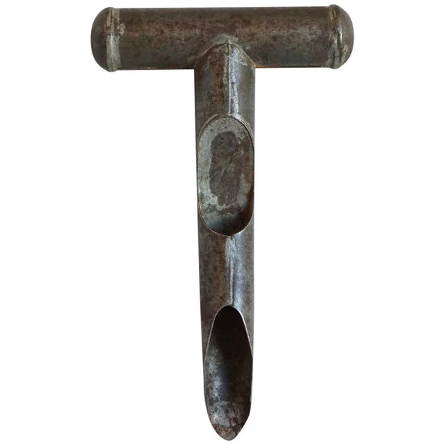 Primitive Toleware Tin Apple Corer For Sale - Image 4 of 4