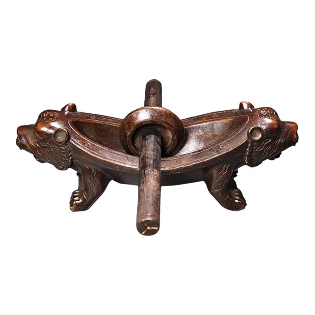 Late 19th Century Asian Bronze Double Tiger Head Herb Grinder With Pestle For Sale