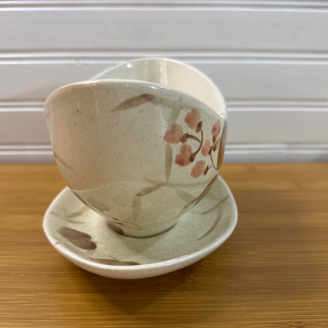 Mid-Century Modern 1950s Mid-Century Modern Red Wing Pottery "Random Harvest" Gravy Boat With Attached Underplate For Sale - Image 3 of 6