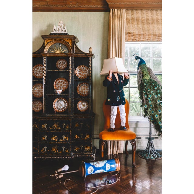 Part of Mele's newest limited edition series titled, “No Phones Allowed”. Behind the hedgerows and beyond the wrought iron...