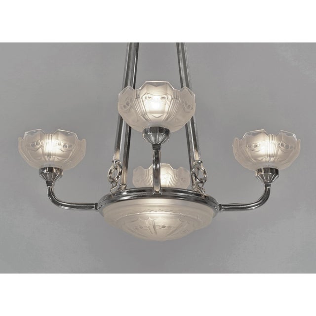 1920s French Art Deco Chandelier by Marius Sabino 1920s France For Sale - Image 5 of 12