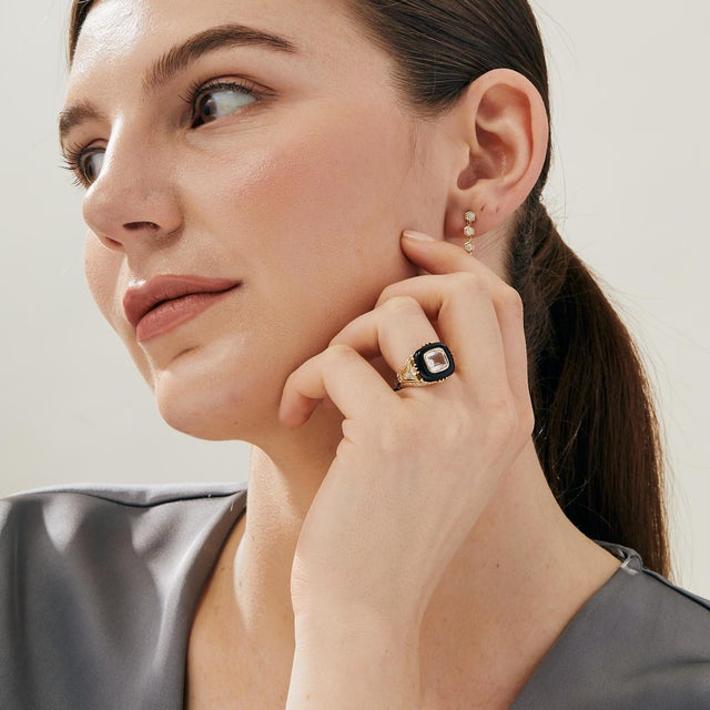 Syna Yellow Gold Ring with Rock Crystal, Black Onyx and Diamonds For Sale - Image 4 of 5