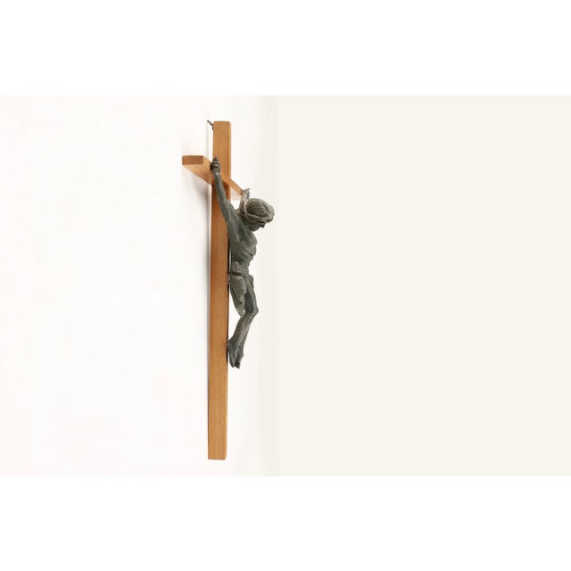 Brown Antique Realistic Wooden Crucifix, France, 1850 For Sale - Image 8 of 10