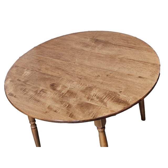 Mid 20th Century Solid Maple & Tiger Maple Bench Made Round Dining Table Tavern Table For Sale - Image 4 of 9