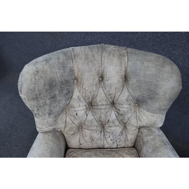 Pair of Leathercraft Inc. Distressed Gray Tufted Leather Recliner Club Chairs For Sale In Philadelphia - Image 6 of 18