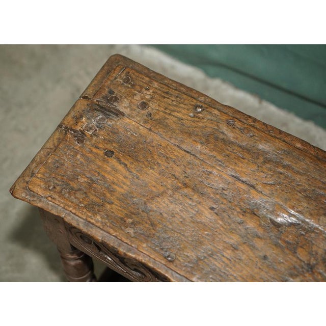 17th Century Charles II Carved Oak S-Scroll Stool, 1660s For Sale - Image 5 of 18