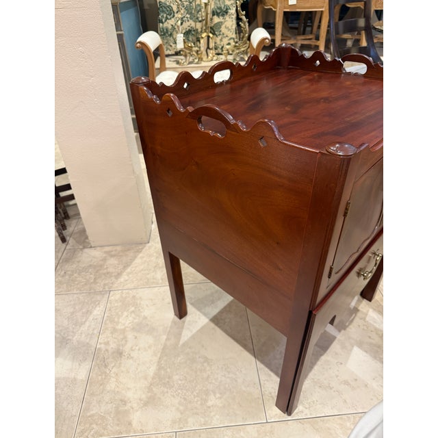 Late Georgian Mahogany Bedside Cabinet with a Lovely rich Patina on the Mahogany, with a door cabinet and the bottom pull...
